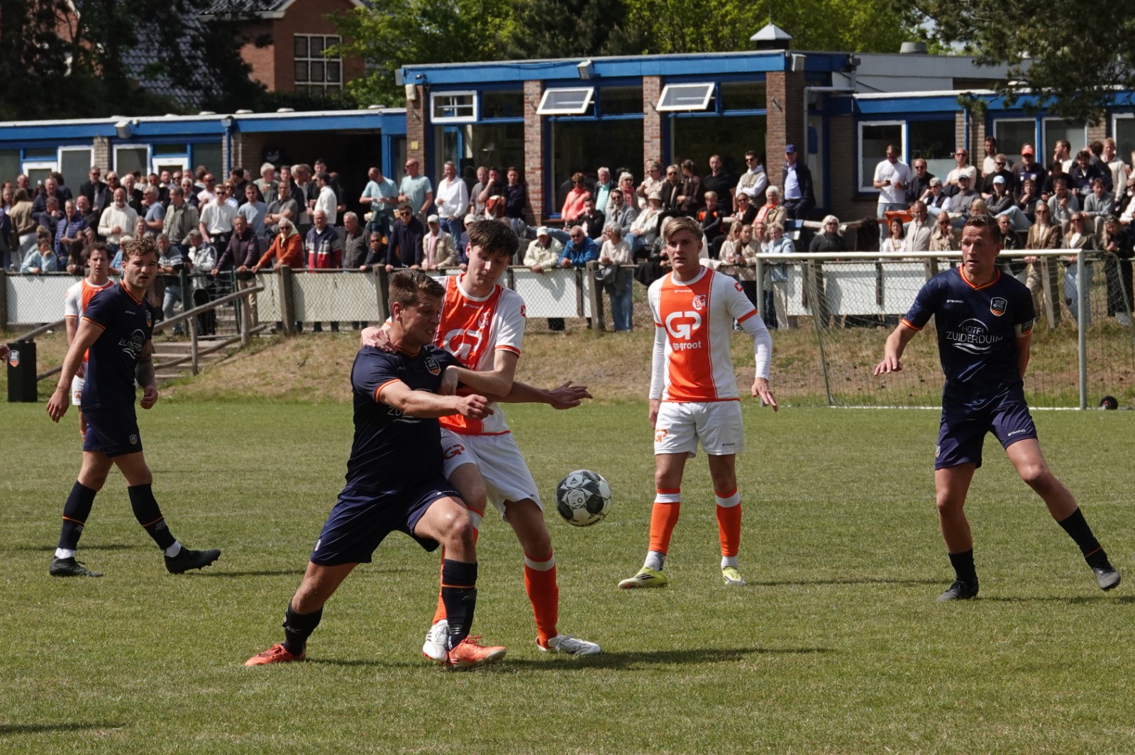Egmond weet negatieve spiraal weer niet te doorbreken